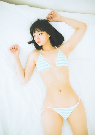 欧美时尚袜品铺尼龙丝光袜_DVD免费在线观看