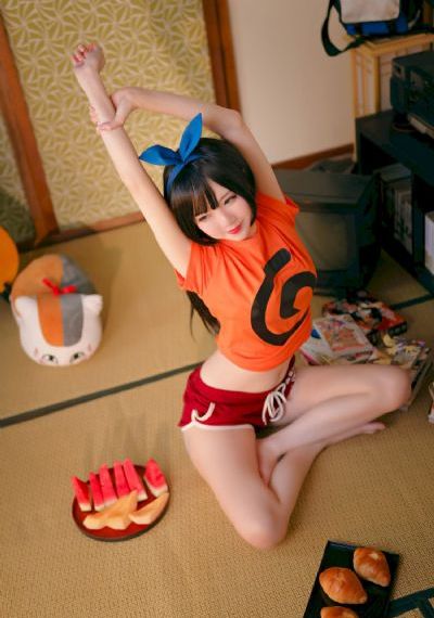 欧美小女孩吃西瓜头像_1080在线视频播放