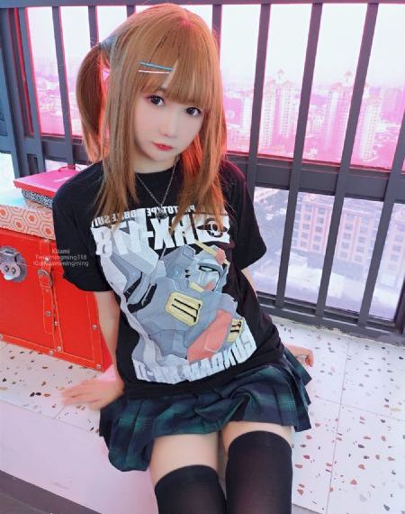 欧美最大胆女体_高清在线视频观看