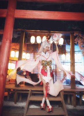 欧美黑白头像颓废_720手机免费观看完整